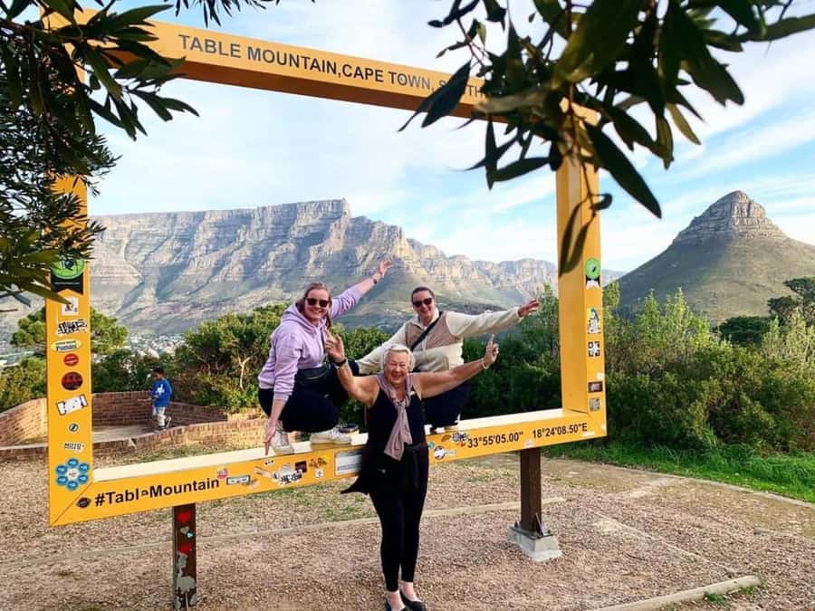 Cape Town: Private Walking Tour with a Local - Getting oriented fast, often starting near the Cape Wheel