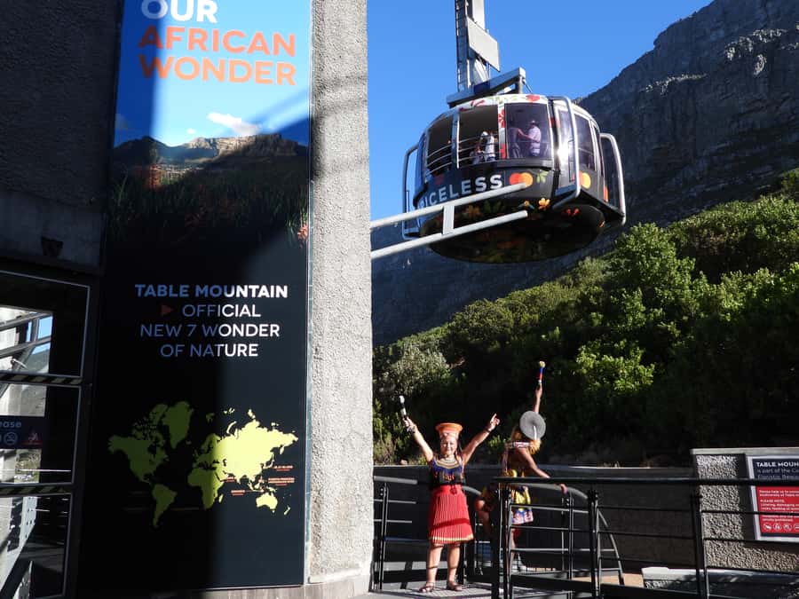 Cape Town: Robben Island & Table Mountain w/Hotel Transfer - Your hotel pickup and the small-group feel