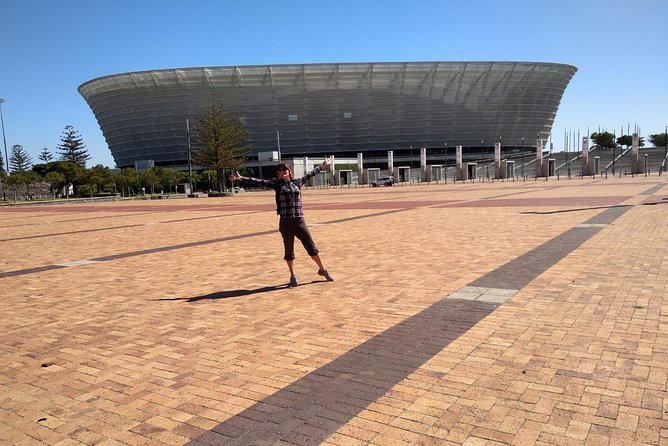 Cape Town's Finest City Bike Tour - V&A Waterfront: the easy downhill finish and why it’s a smart closer