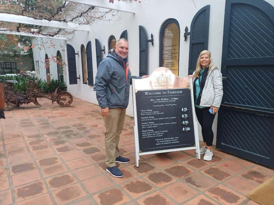 Cape Town: Stellenbosch and Paarl Half-Day Wine Tour - The short return to Stellenbosch: scenic views and a quick market stop
