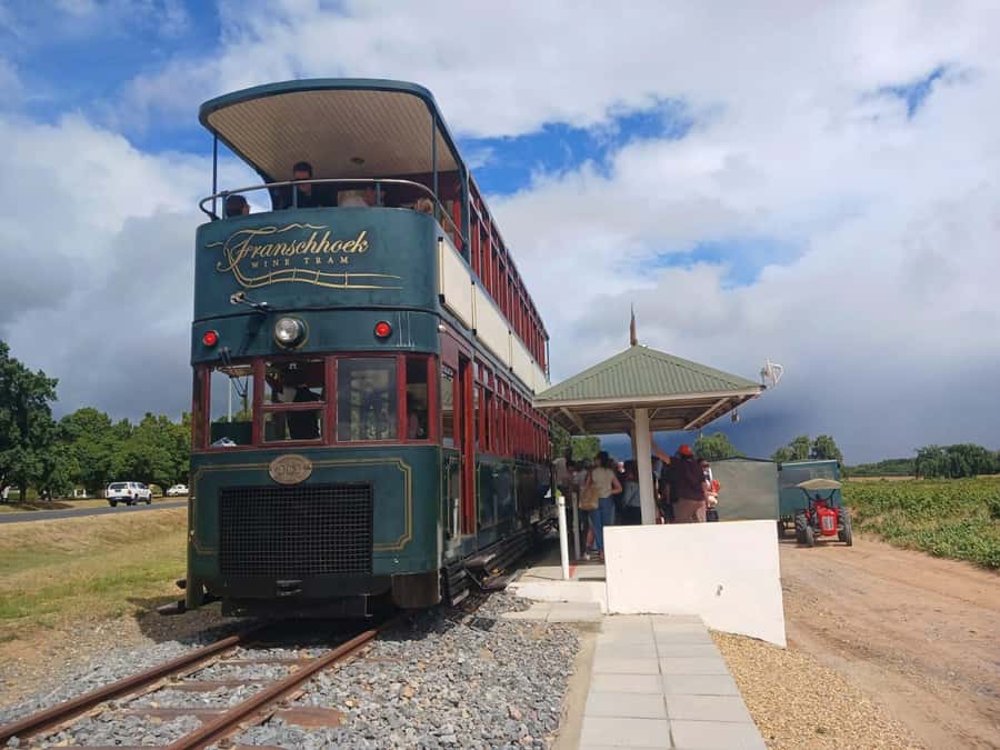Cape Town: Stellenbosch, Franschhoek, Wine Tasting and Tram - Groot Drakenstein Prison: Mandela’s Final Months, With Mountain Views