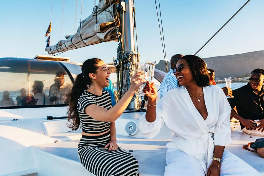 Cape Town: Sunset Catamaran Cruise on Table Bay with Bubbles - Price and value: what you’re really paying for at $40 per person