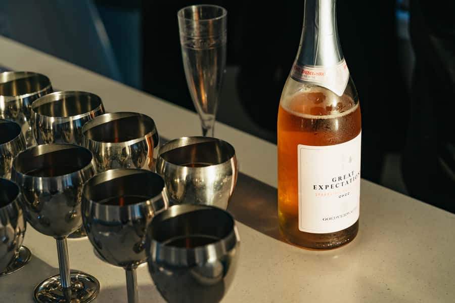 Cape Town: Sunset Champagne Cruise and 3-Course Dinner - The 90-Minute Sunset Sail: Where You Go, and What Wind Changes