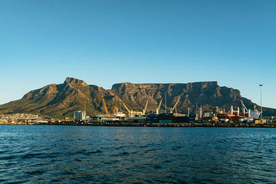 Cape Town: Sunset Champagne Cruise and 3-Course Dinner - City Grill vs Raj: Picking the Right 3-Course Dinner for Your Mood