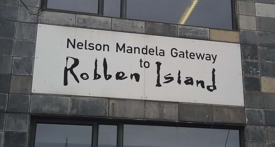 Cape Town: Table Mountain and Robben Island Tour - Key reasons this day plan works