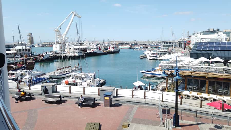 Cape Town: Table Mountain and Robben Island Tour - A perfect Cape Town mix: mountain views and Mandela’s prison
