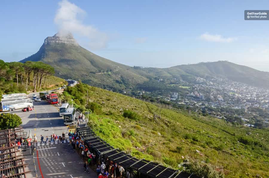 Cape Town: Table Mountain Cable Car, Hop-On Hop-Off Bus Tour - Bo-Kaap and the historical walking tour: culture without the heavy lift