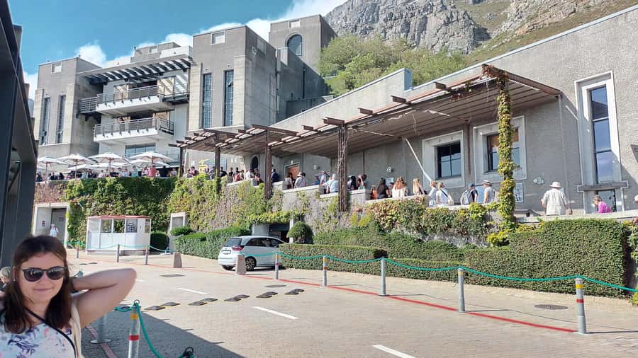 Cape Town: Table Mountain Cable Car Ticket - Ticket Scanning, Lines, and the Reality of Waiting