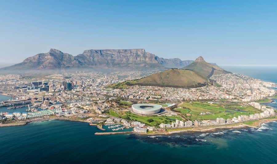 Cape Town: Table Mountain & Cape of Good Hope Full-Day Tour - Cape of Good Hope: iconic sign, possible shoreline, and the edge feeling