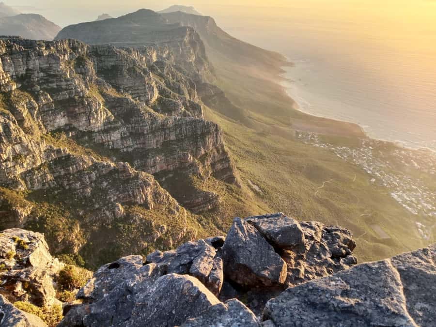 Cape Town: Table Mountain Half-Day Tour with Cable Car Ride - History and culture signals you should notice at the top