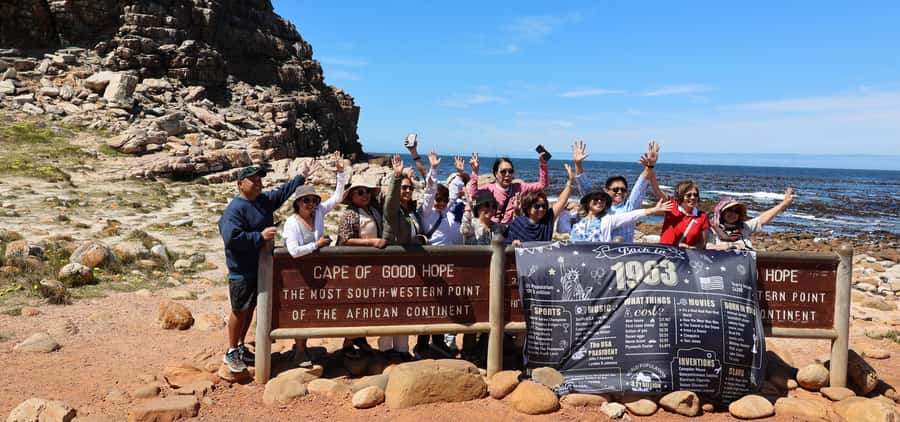 Cape Town: Tour Cape Point & Boulders Beach Penguin Day Trip - Cape Peninsula by minivan, from Bo-Kaap to the Twelve Apostles zone