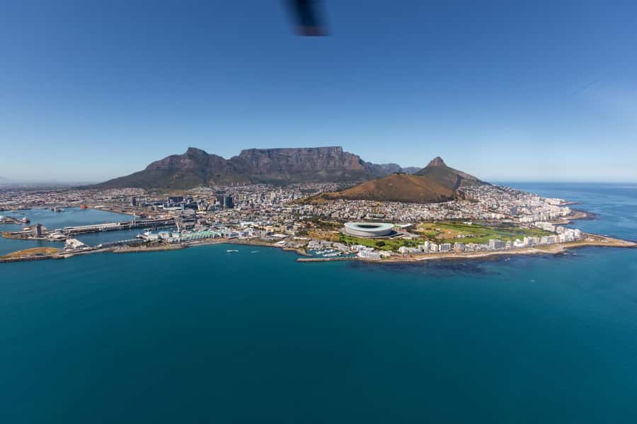 Cape Town Two Oceans Scenic Helicopter Flight - 27min - The 5-Minute Safety Briefing and Locker Reality Check