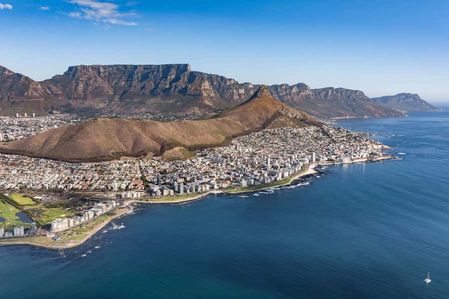 Cape Town Two Oceans Scenic Helicopter Flight - 27min - Choosing Your Seat for Best Views (Left Side Tip)
