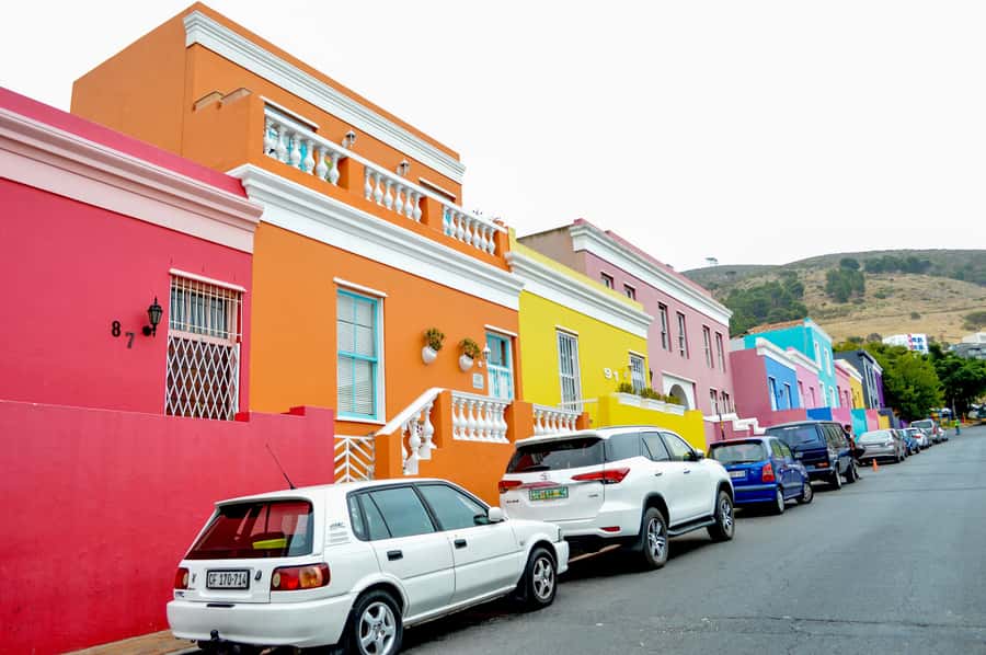 Cape Town Uncovered : Half-Day City Tour and Table Mountain - City Centre landmarks, Parliament pass-by, and the Mandela City Hall stop