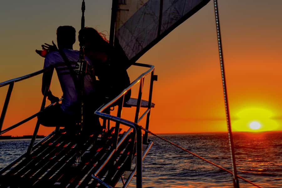 Cape Town Waterfront and Bay: Sailing Trip - What It Feels Like When Sails Go Up