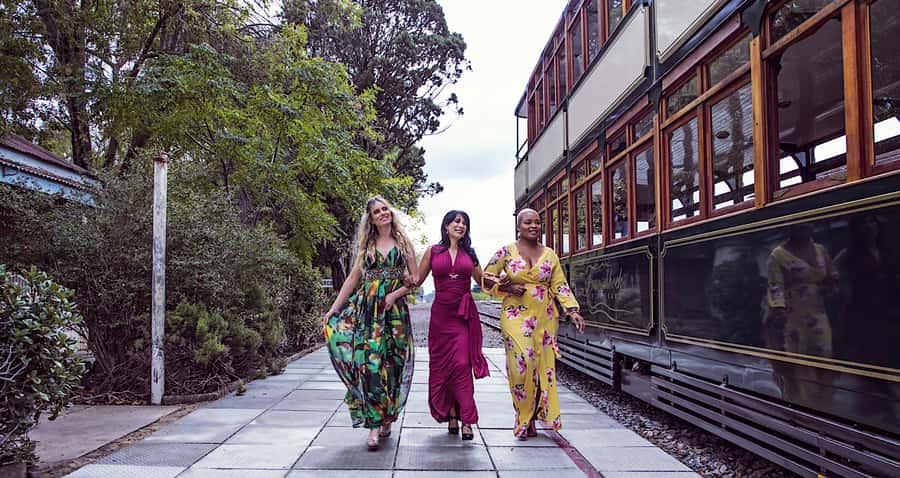Cape Town: Wine Tram & Winelands Tour with Tastings & Pickup - Key things I’d focus on before you go