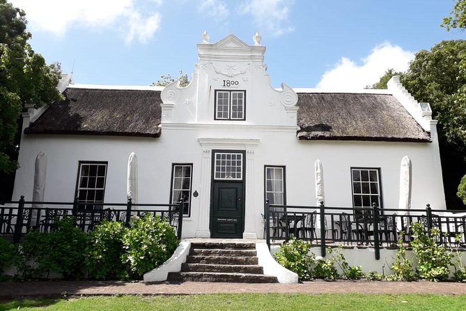 Cape Winelands group tour - Stop 3: Franschhoek Valley, food-and-wine heartland, and another estate finish