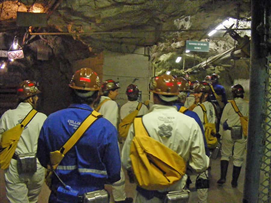 Cullinan Diamond Mine & Pretoria Full Day Tour - Getting There From Johannesburg, and Why the 8 Hours Feel Packed