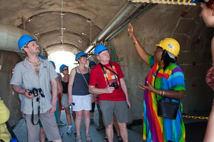 Cullinan Diamond Mine & Pretoria Full Day Tour - Cullinan Diamond Mine, What You’ll Learn and What You Might Not See