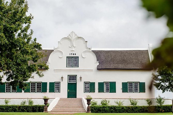 Daily Different small group WINE tour - CAPE TOWN PICKUP - Tokara Delicatessen on Helshoogte Pass: your lunch break with a scenic focus