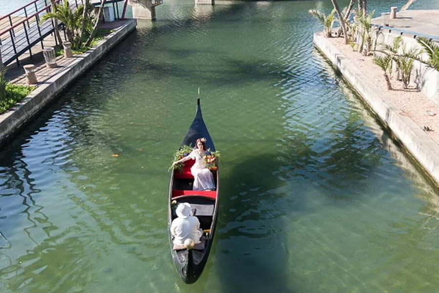 Durban: Gondola Ride - The 30-minute itinerary that actually matters: board, glide, admire, return