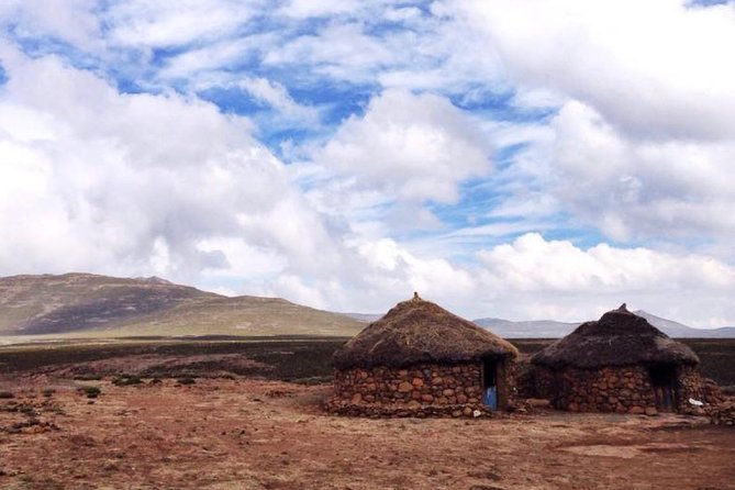Durban: Journey along the Epic Sani Pass & Lesotho Tour - Sani Mountain Escape: lunch at the highest pub in Africa, plus WiFi for your hard-earned bragging rights