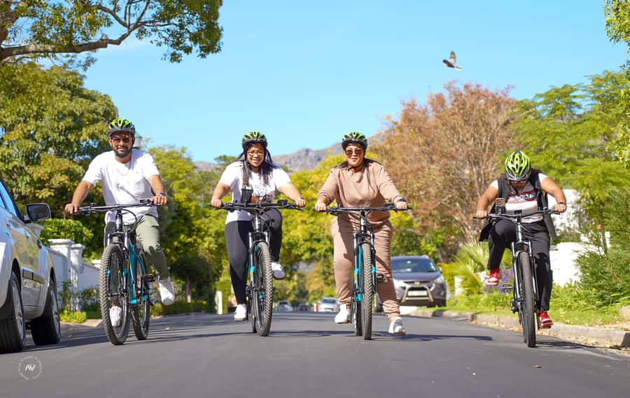 Franschhoek: Explore The Valley Of Dreams With E-Bikes - Starting on Fabriek Street, then getting out of town fast