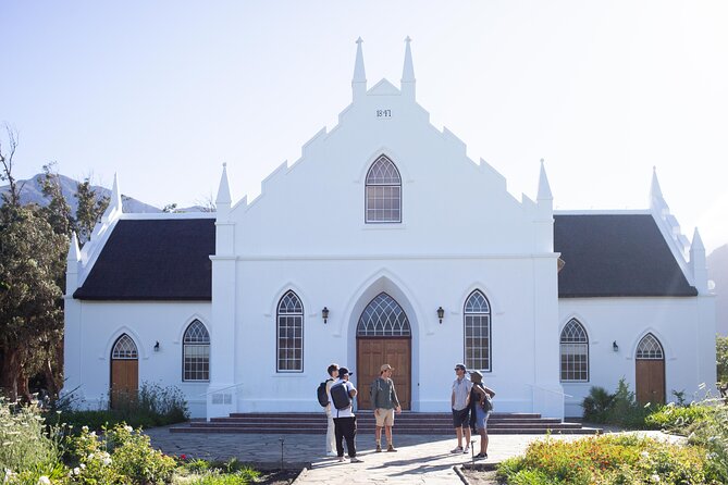 Franschhoek Wine Walk with Lunch - Wine tastings: 8 pours that feel spread out, not crammed