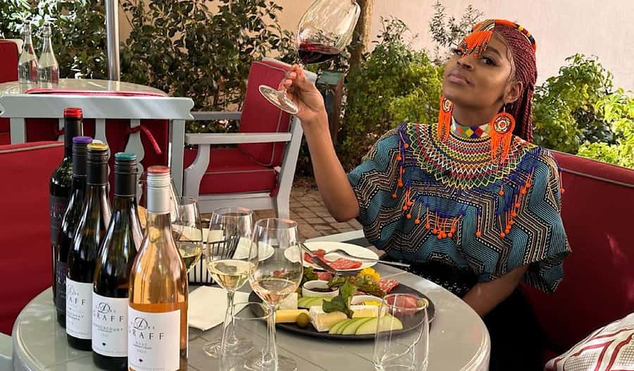 From Cape Town: Stellenbosch & Franschhoek Wine Tasting Tour - Delaire Graff (or Haute Cabrière) and why the view changes the tasting