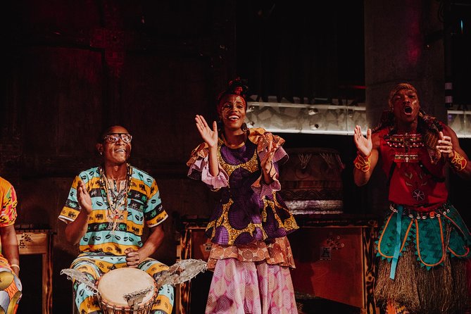 From CapeTown: African Dinner and Drumming Experience - From Green Point Pickup to the Restaurant Tables