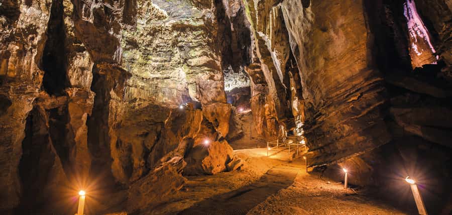 From Johannesburg: Cradle of Humankind Tour - Sterkfontein Caves and Wonder Cave: the day’s biggest sense of awe