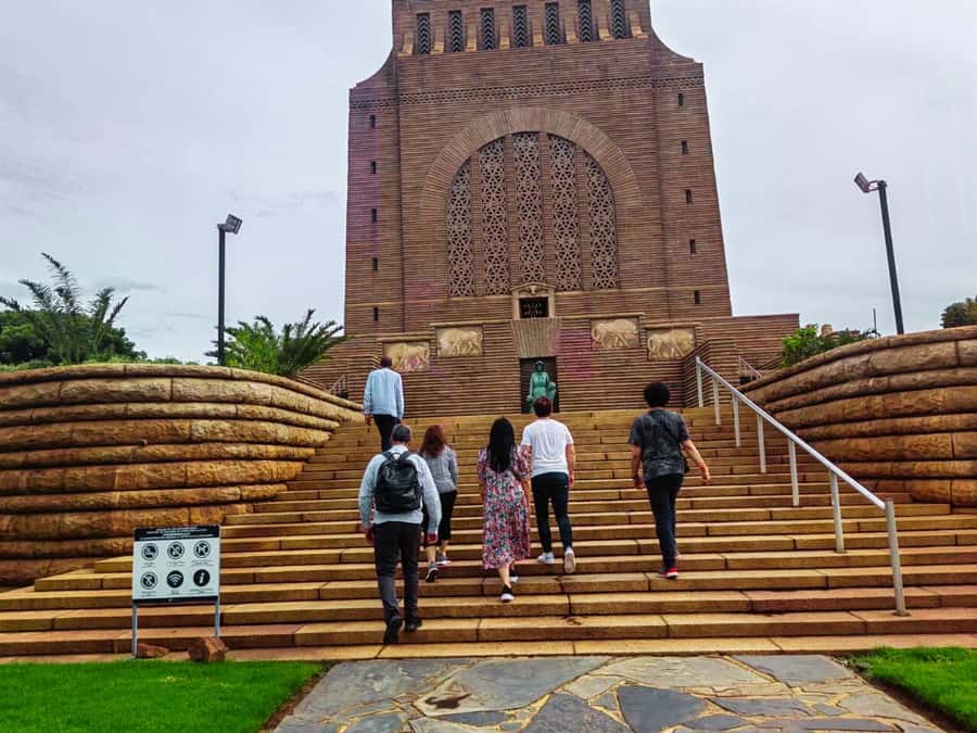 From Johannesburg: Pretoria, Soweto & Apartheid Museum Tour - Why this Pretoria and Soweto route makes sense in one day