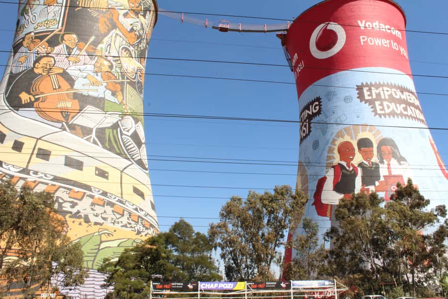 From Johannesburg: Pretoria, Soweto & Apartheid Museum Tour - Union Buildings and the view that helps you read the city