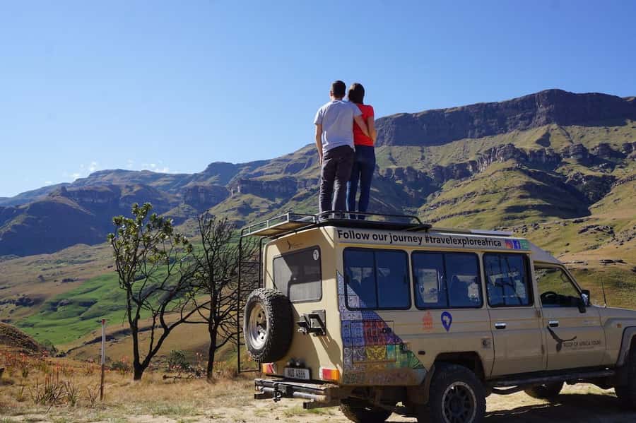 From Underberg: 4x4 Sani Pass Tour and Basotho Village Visit - The 4x4 climb: steep switchbacks, viewpoint stops, and safety that feels real