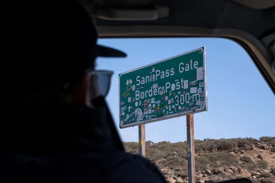 From Underberg: 4x4 Sani Pass Tour and Basotho Village Visit - Getting there: pickups from Underberg and Himeville to the Drakensberg foothills