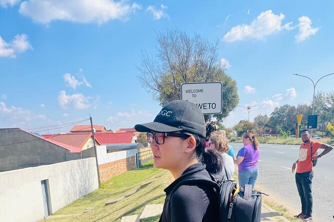 Full-Day Guided Tour of Soweto, Johannesburg and Apartheid Museum - A WWII-era hospital stop: a pause for how war shaped healthcare