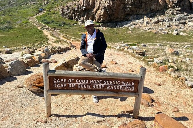 Full Day Private Cape Peninsula and Boulders Beach Tour - Bo-Kaap: colorful streets plus Cape Malay and Muslim stories since the 1700s