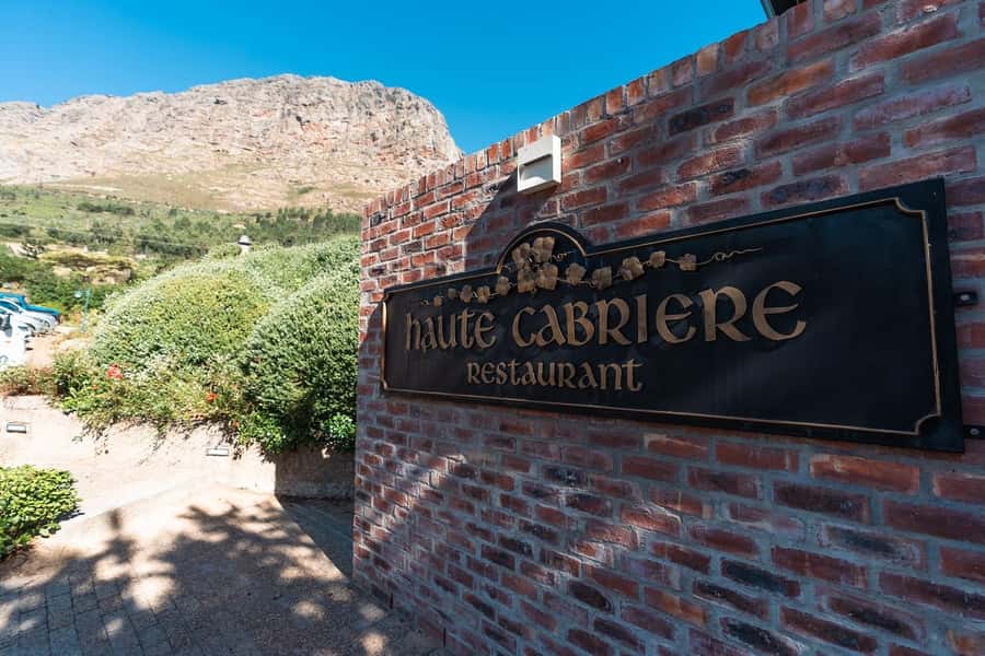 Full Day Winelands Tour With Wine Tasting from Cape Town - Stop 1 Fairview Wine and Cheese (Paarl): Wine, Food, and Scenery
