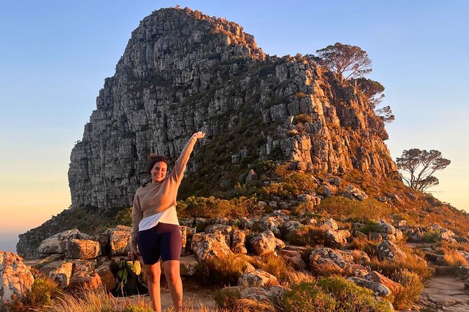 Guided Sunset/Sunrise Hike on Lions Head,Cape Town (Hotel Pickup) - Headlamps and darkness: how the guided part keeps it comfortable