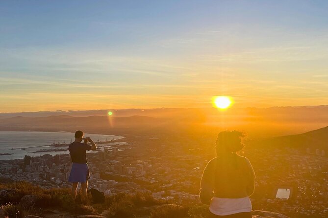 Guided Sunset/Sunrise Hike on Lions Head,Cape Town (Hotel Pickup) - Wind and safety decisions: when nature changes the plan