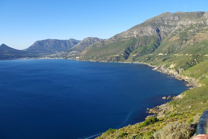 Half-Day Cape Peninsula Tour from Cape Town - From the Twelve Apostles to Clifton beaches: the pre-show scenery