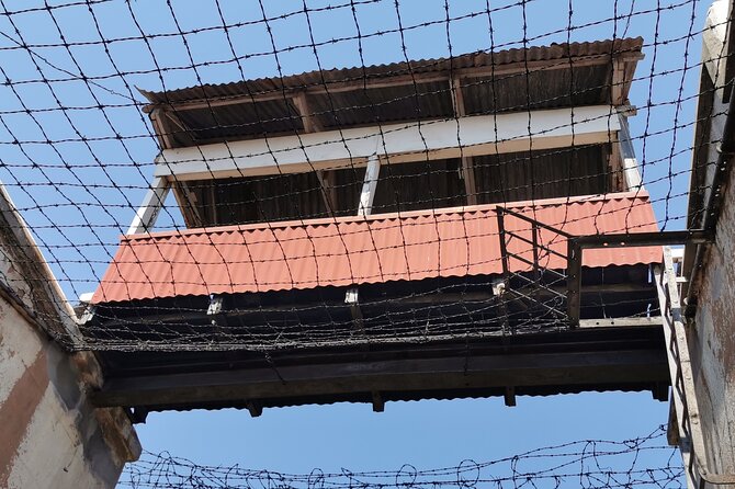 Half Day Private Tour of Johannesburg and Soweto - Entering Mandela’s Johannesburg, not just passing through it