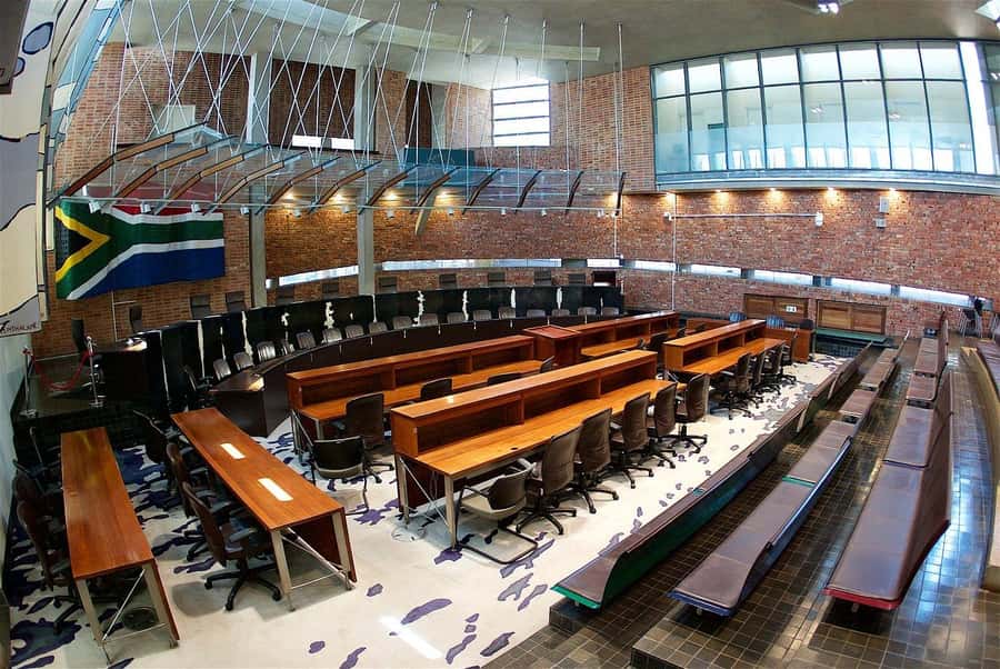 Half Day Soweto and Apartheid Museum Guided Tour - FNB Stadium, Soweto Entrances, and Quick Photo Stops That Add Up