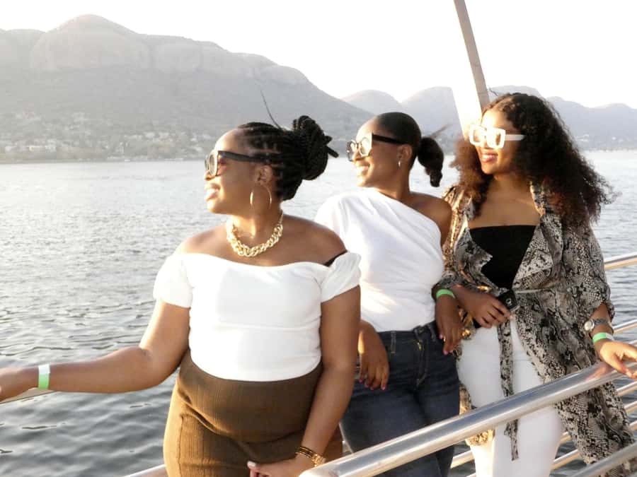Hartbeespoort: 2-Hour Dam Cruise with South African Food - The food and drinks, and how to set your expectations