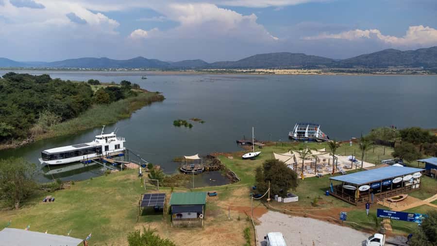 Hartbeespoort Dam: 1 Hour Cruise & Sunday Buffet Lunch - Rules That Affect Your Day on the Water