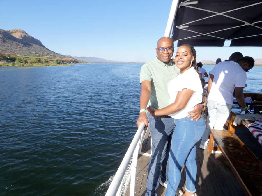 Hartbeespoort Dam: 1 Hour Cruise & Sunday Buffet Lunch - The 1-Hour Cruise on Hartbeespoort Dam: Views, Music, and Real Wildlife Country