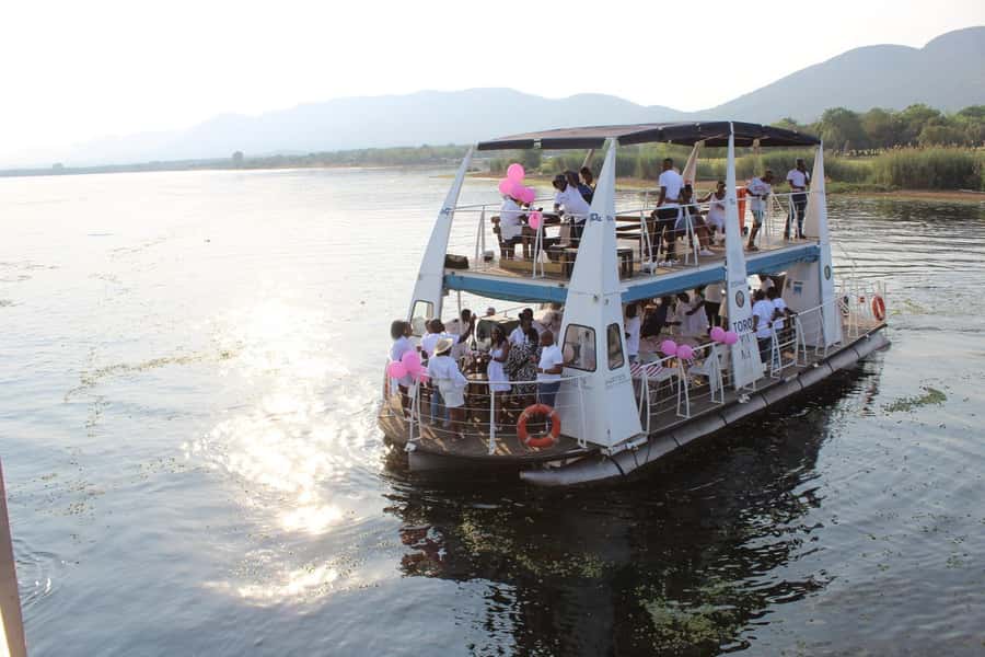 Hartbeespoort Dam: 1 Hour Standard Scenic Boat Cruise - The Outbound Route: Pecanwood, Islands, and the Bridge