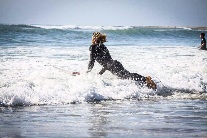 Intro To Surfing at Jeffrey's Bay - The Small-Group Advantage: Better Coaching, Less Waiting