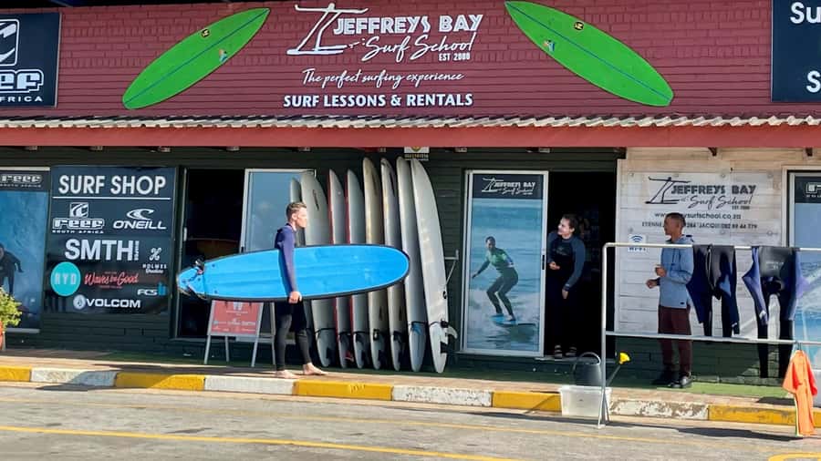 Jeffreys Bay: Learn to Surf Group Lesson - Jeffreys Bay surf lesson, what makes it a smart first try