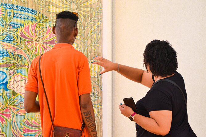 Joburg Art Gallery Hop with Toura Travel Therapy - Parktown gallery moments: how art connects to community